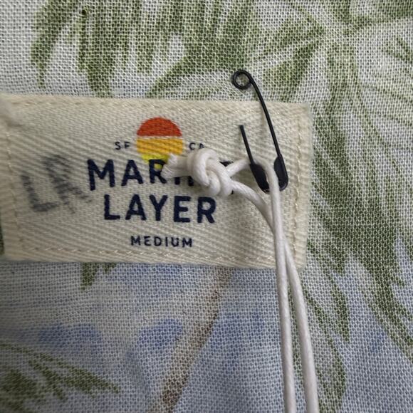 Marine Layer Hawaiian Shirt Womens Medium Malia Button Camp Rainbow Beach NWT - Picture 6 of 12